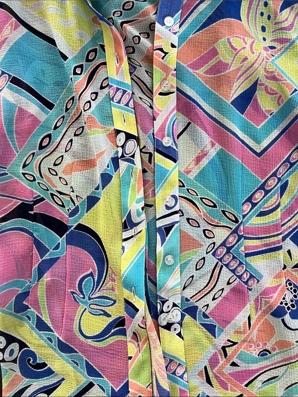 Patterned Blouse - Picture 3 of 3